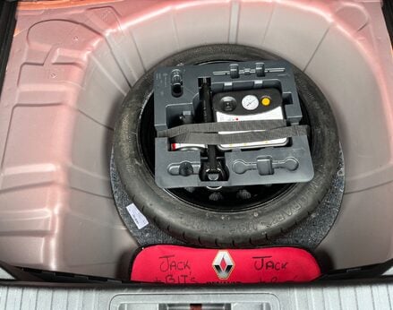 Renault Captur ICONIC TCE 69