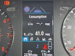 Renault Captur ICONIC TCE 23