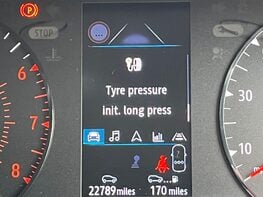 Renault Captur ICONIC TCE 24