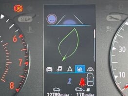 Renault Captur ICONIC TCE 26