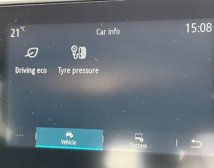 Renault Captur ICONIC TCE 41
