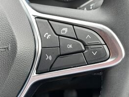 Renault Captur ICONIC TCE 55