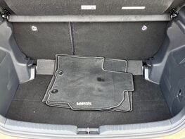 Toyota Yaris DESIGN FHEV 55