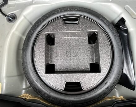 Toyota Yaris DESIGN FHEV 57