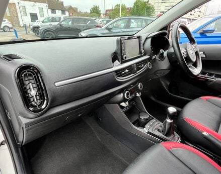 Kia Picanto GT-LINE S 17