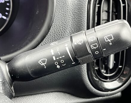 Kia Picanto GT-LINE S 43