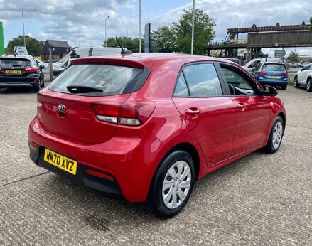 Kia Rio 1 8