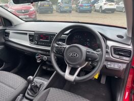 Kia Rio 1 17