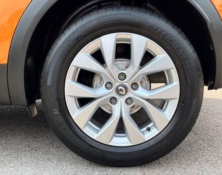 Renault Captur ICONIC TCE 14