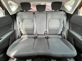 Renault Captur ICONIC TCE 64