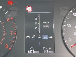 Renault Captur ICONIC TCE 28