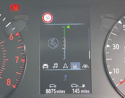 Renault Captur ICONIC TCE 29