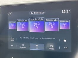 Renault Captur ICONIC TCE 35