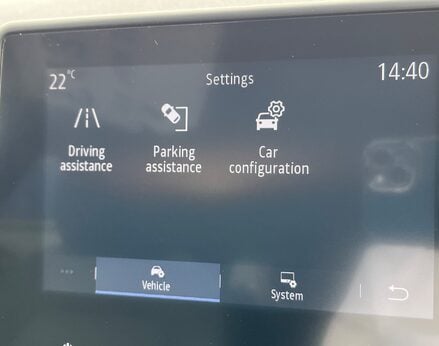 Renault Captur ICONIC TCE 42