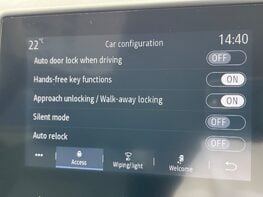Renault Captur ICONIC TCE 43