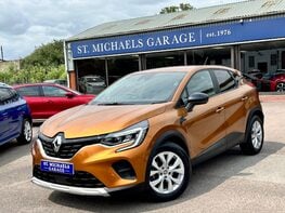 Renault Captur ICONIC TCE 1