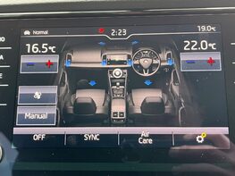 Skoda Karoq SE L TSI DSG 44