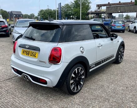 Mini Hatch COOPER S 8