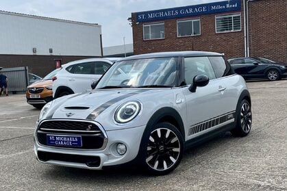 Mini Hatch COOPER S