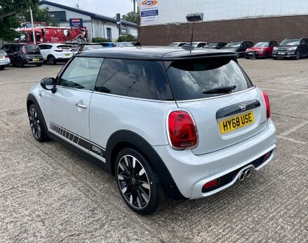 Mini Hatch COOPER S 9
