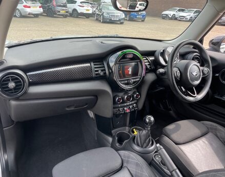 Mini Hatch COOPER S 24