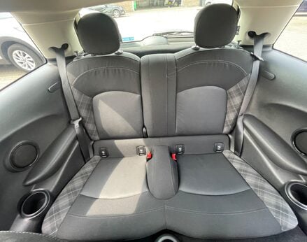 Mini Hatch COOPER S 52