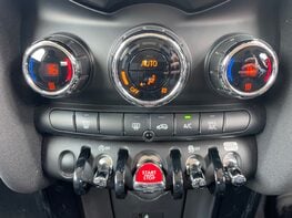 Mini Hatch COOPER S 38