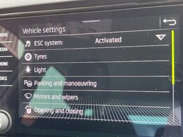 Skoda Karoq SE L TDI SCR DSG 38