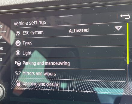 Skoda Karoq SE L TDI SCR DSG 38