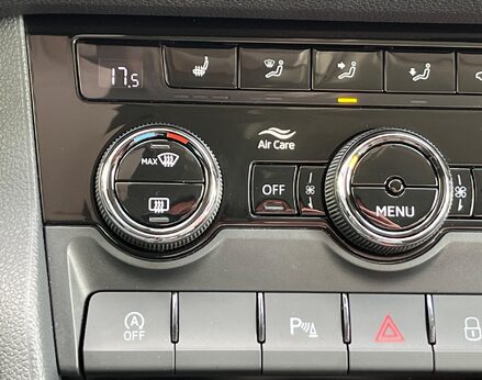 Skoda Karoq SE L TDI SCR DSG 49