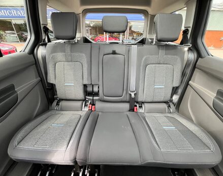 Ford Grand Tourneo Connect ACTIVE ECOBLUE 62