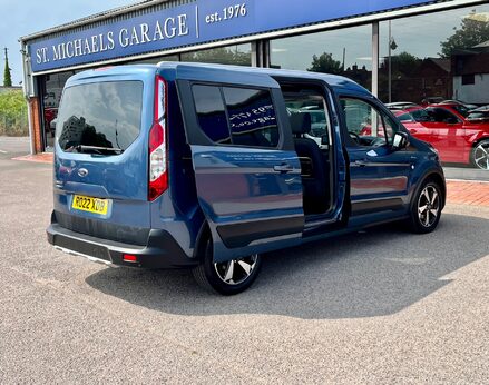 Ford Grand Tourneo Connect ACTIVE ECOBLUE 9