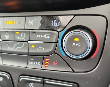 Ford Grand Tourneo Connect ACTIVE ECOBLUE 46