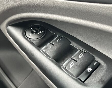 Ford Grand Tourneo Connect ACTIVE ECOBLUE 59