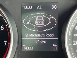 Volkswagen Touran SE FAMILY TSI 26