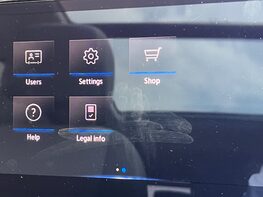 Volkswagen Touran SE FAMILY TSI 31