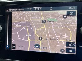 Volkswagen Touran SE FAMILY TSI 28