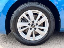 Volkswagen Touran SE FAMILY TSI 13