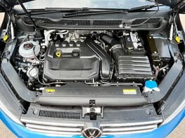 Volkswagen Touran SE FAMILY TSI 7