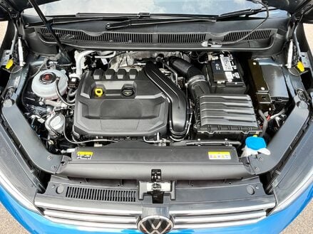 Volkswagen Touran SE FAMILY TSI