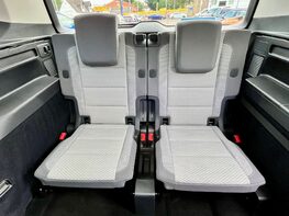 Volkswagen Touran SE FAMILY TSI 55