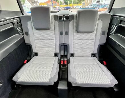 Volkswagen Touran SE FAMILY TSI 55