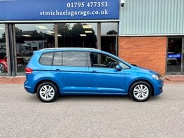 Volkswagen Touran SE FAMILY TSI 10
