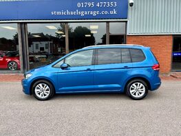 Volkswagen Touran SE FAMILY TSI 11