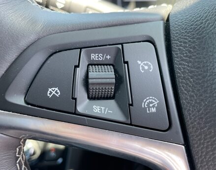 Vauxhall Mokka X ELITE S/S 41