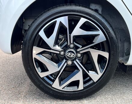 Hyundai i10 T-GDI N LINE 15