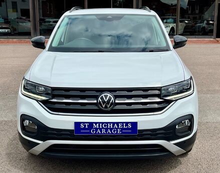 Volkswagen T-Cross BLACK EDITION TSI 5