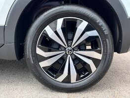 Volkswagen T-Cross BLACK EDITION TSI 13
