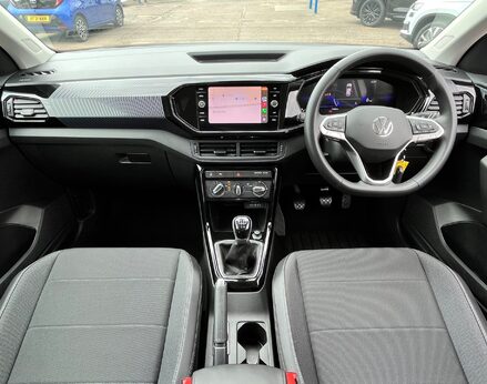 Volkswagen T-Cross BLACK EDITION TSI 2
