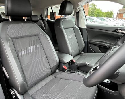 Volkswagen T-Cross BLACK EDITION TSI 59